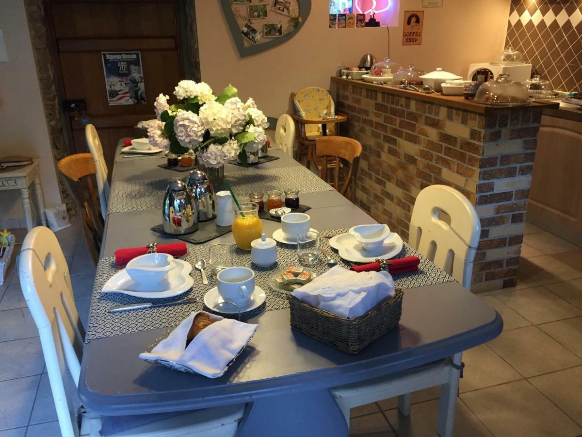 Bed and Breakfast Le Moulin De La Castellerie Moon-sur-Elle Exterior foto