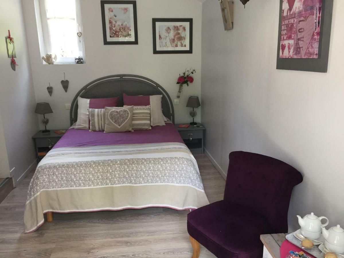 Bed and Breakfast Le Moulin De La Castellerie Moon-sur-Elle Exterior foto