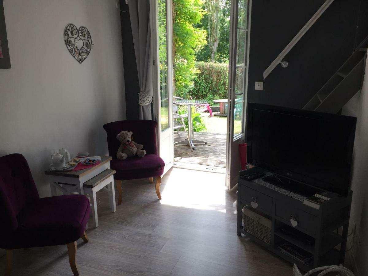 Bed and Breakfast Le Moulin De La Castellerie Moon-sur-Elle Exterior foto
