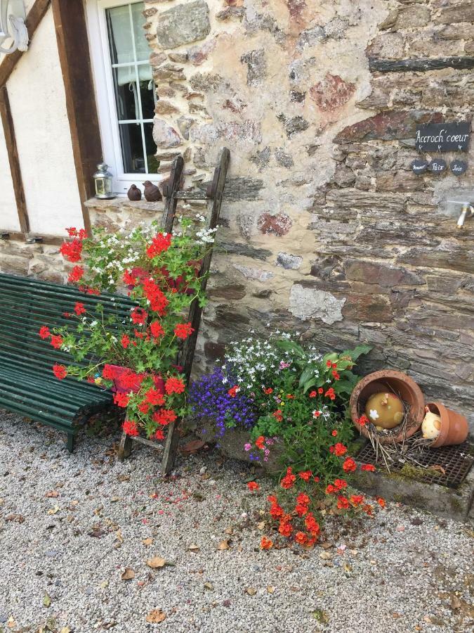 Bed and Breakfast Le Moulin De La Castellerie Moon-sur-Elle Exterior foto